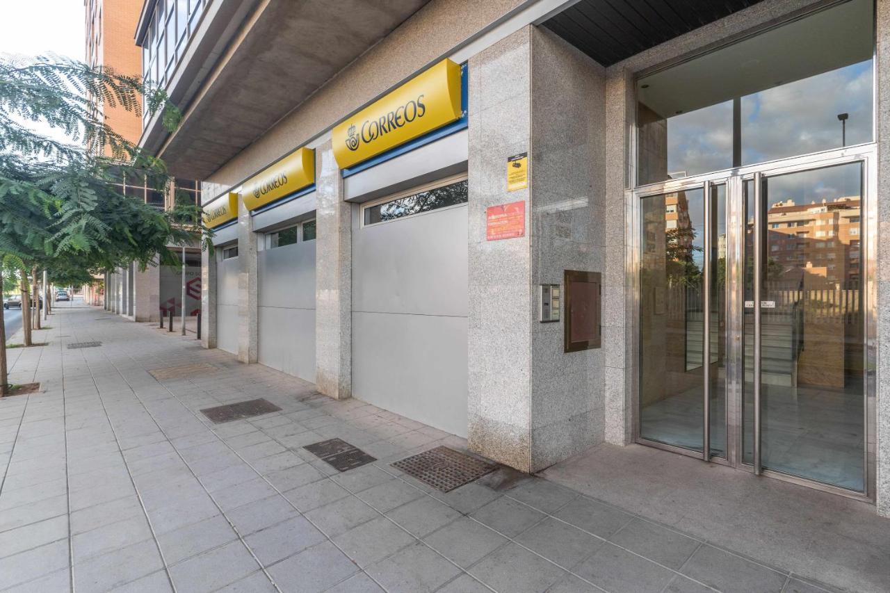 Apartment Piso 3 Plaza De Garaje Privada Y Grat Almeria